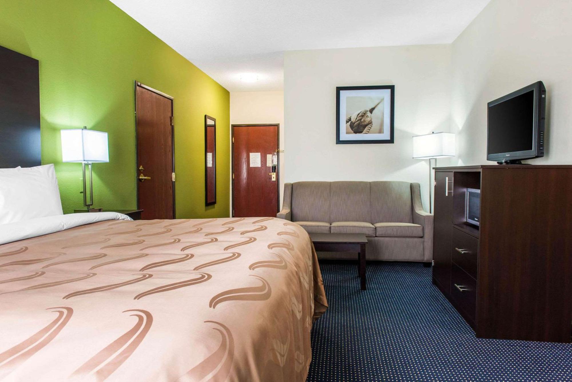 Quality Inn & Suites Anderson I-69 Exterior photo