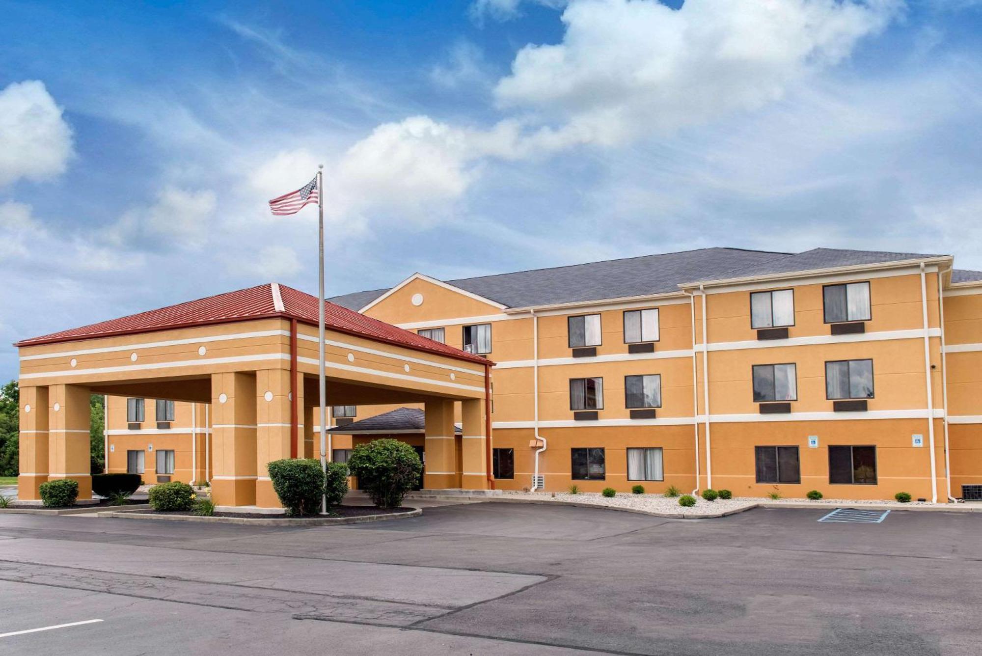 Quality Inn & Suites Anderson I-69 Exterior photo